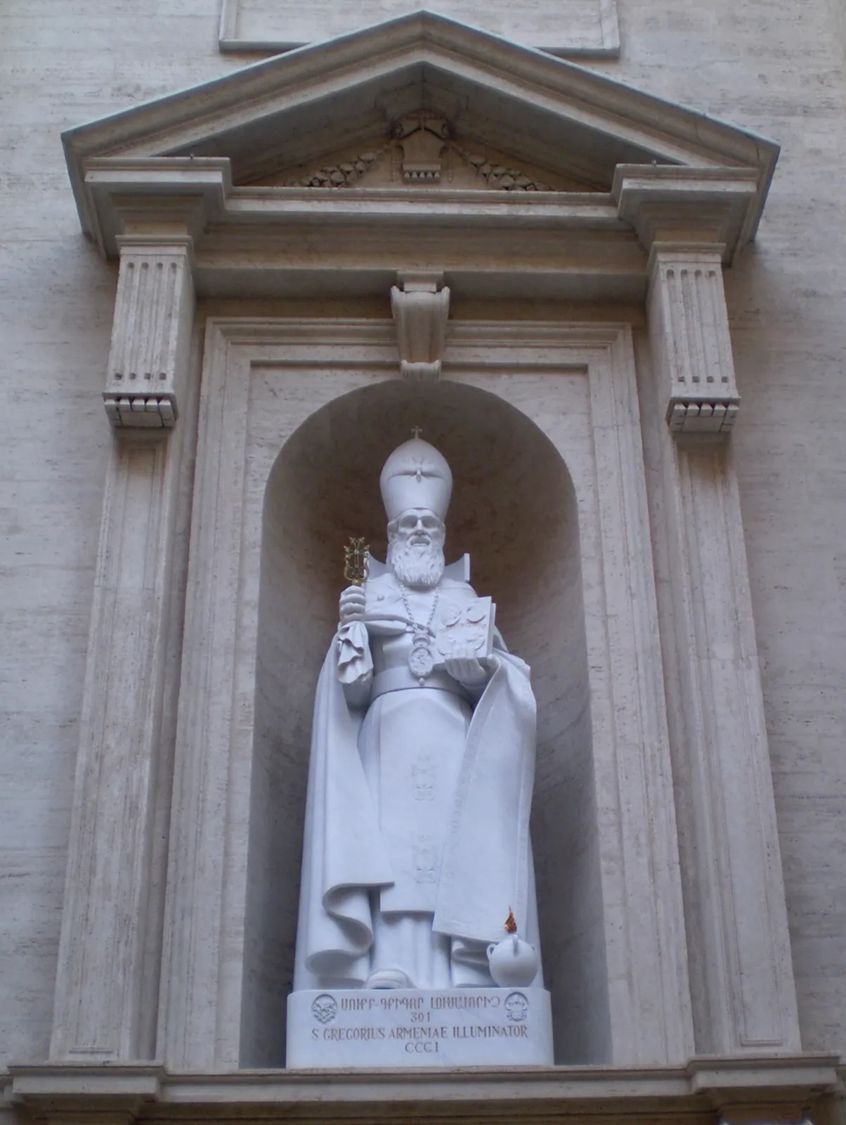 Gregory-the-Illuminator-statue-Rome-Saint-Peters.webp