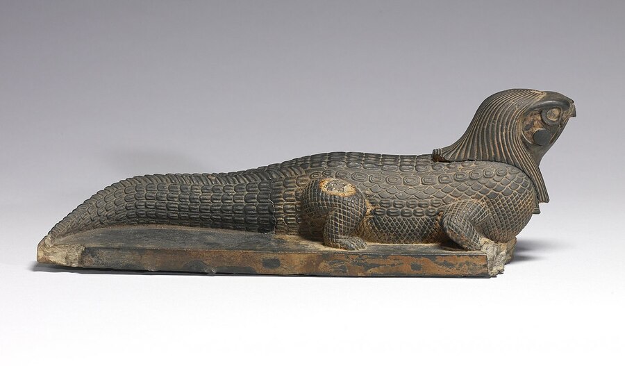 Egyptian_-_Statue_of_a_Crocodile_with_the_Head_of_a_Falcon_-_Walters_22347_-_Right_(cropped).jpg